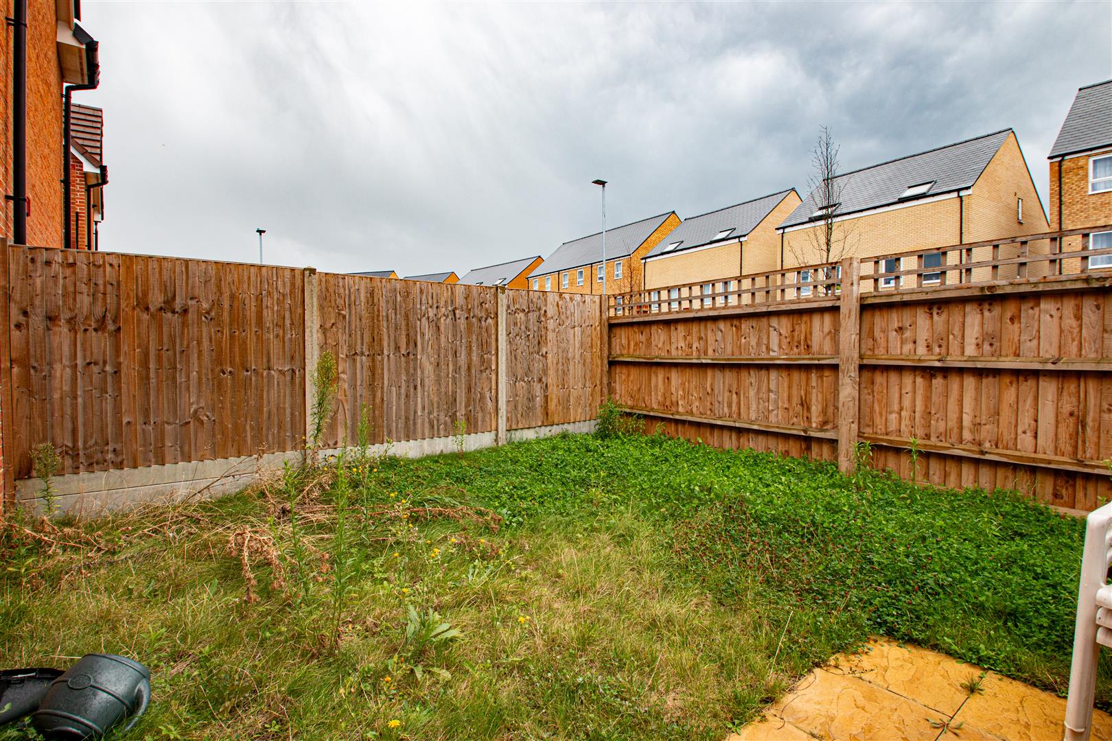 Lithgows Avenue, Brooklands